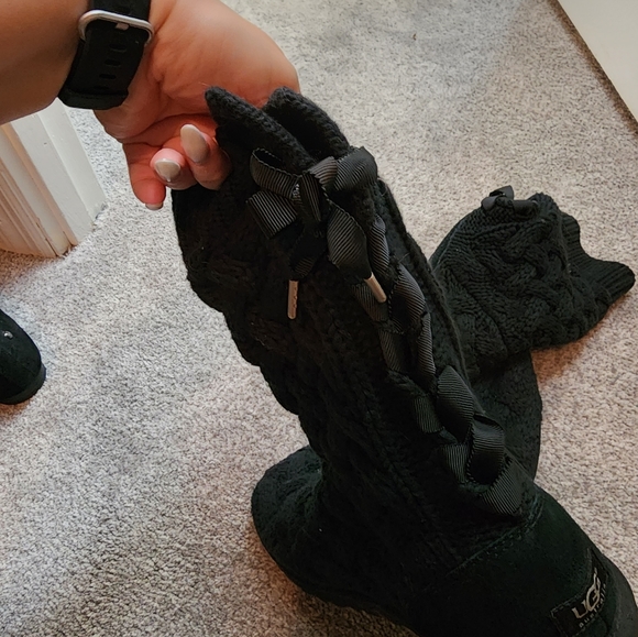 Ugg Knit Boots - Picture 3 of 6